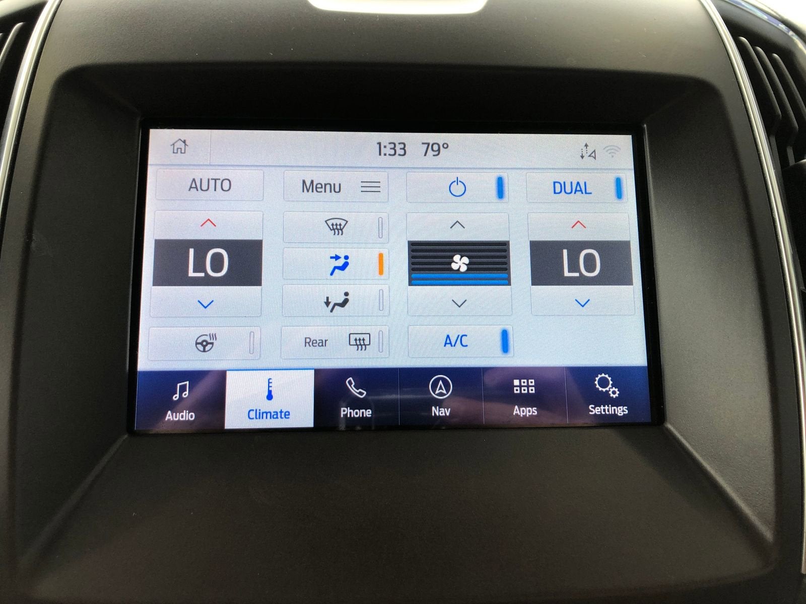 2020 Ford Edge Titanium