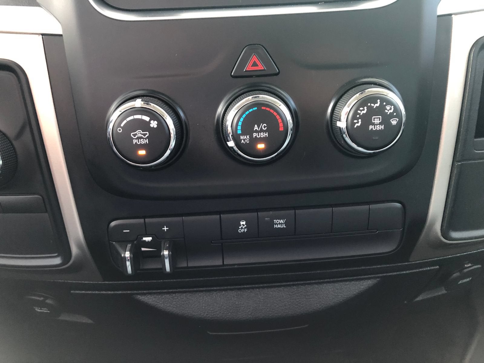 2016 RAM 2500 SLT