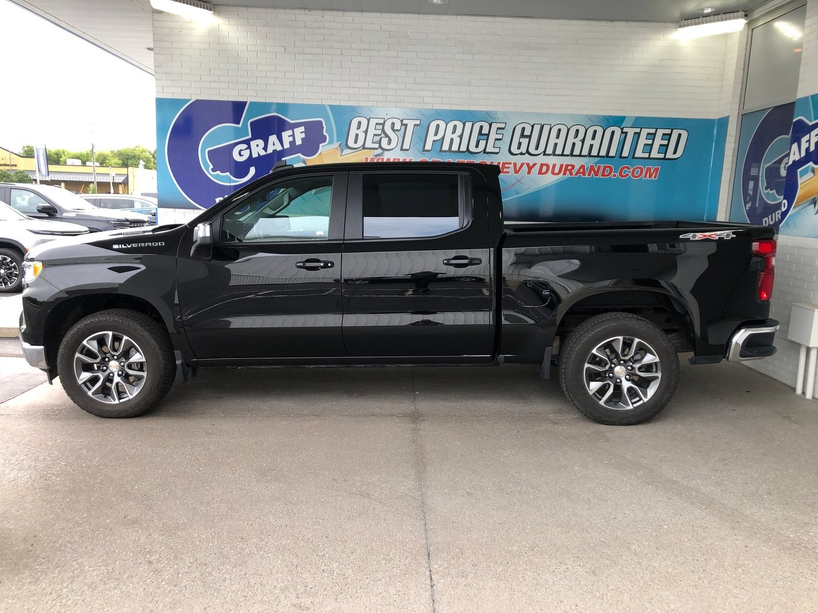2024 Chevrolet Silverado 1500 LT (2FL)
