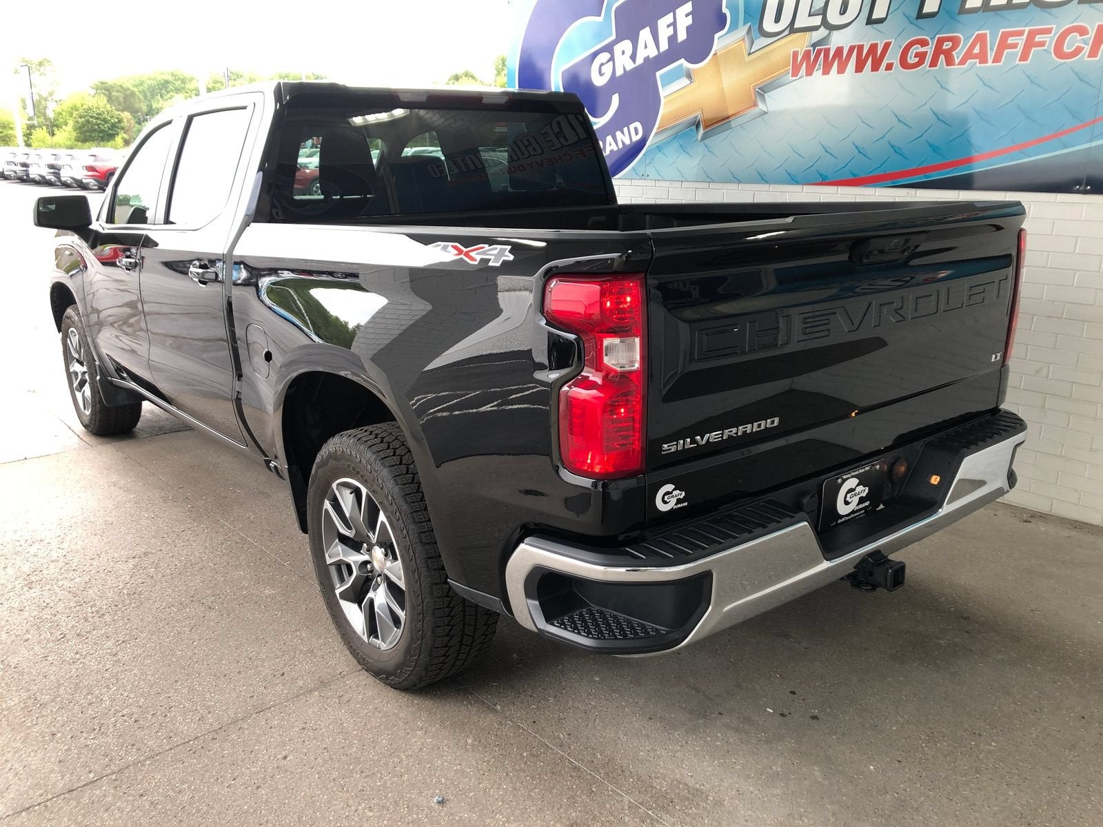 2024 Chevrolet Silverado 1500 LT (2FL)