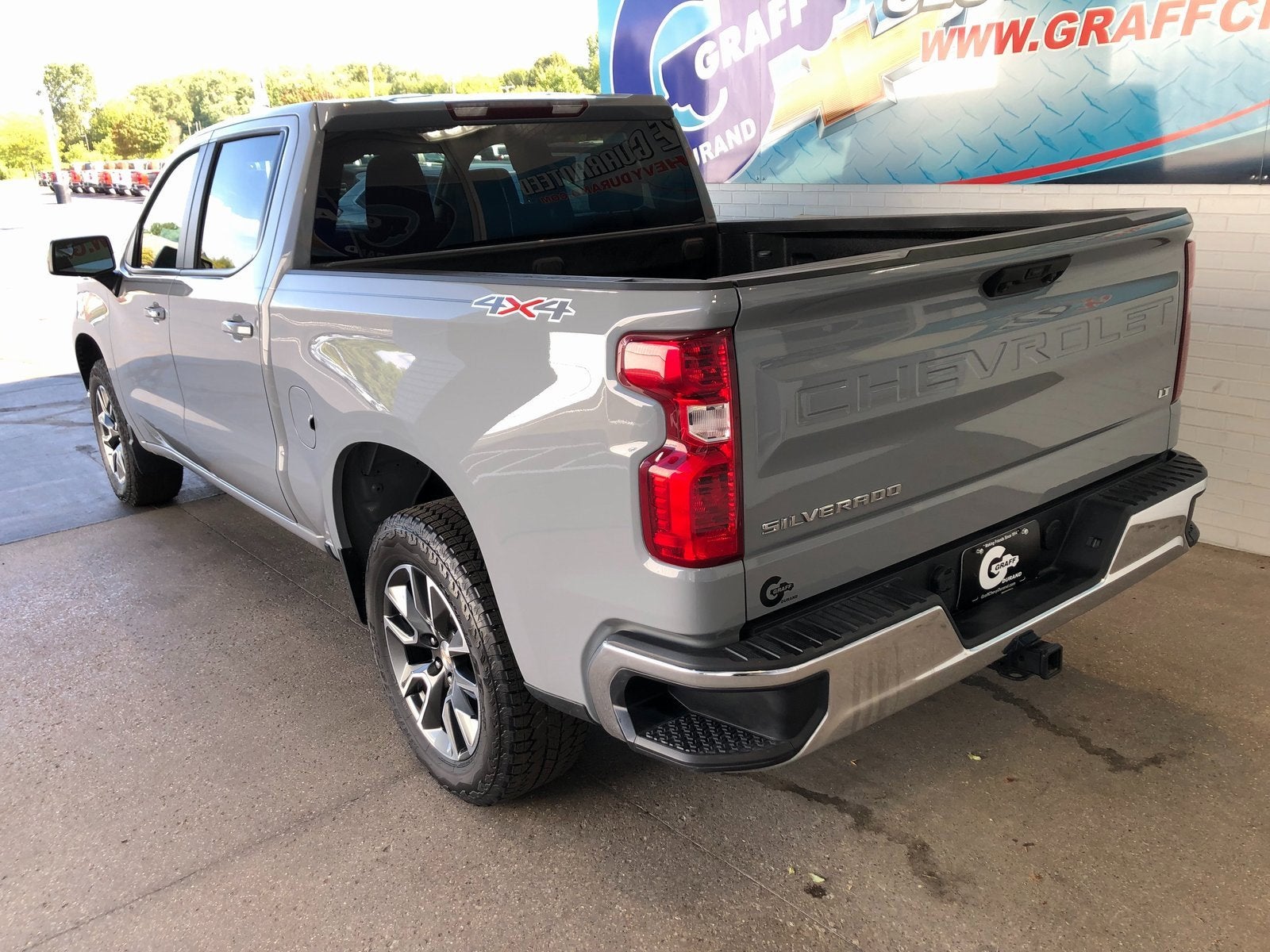 2024 Chevrolet Silverado 1500 LT (2FL)