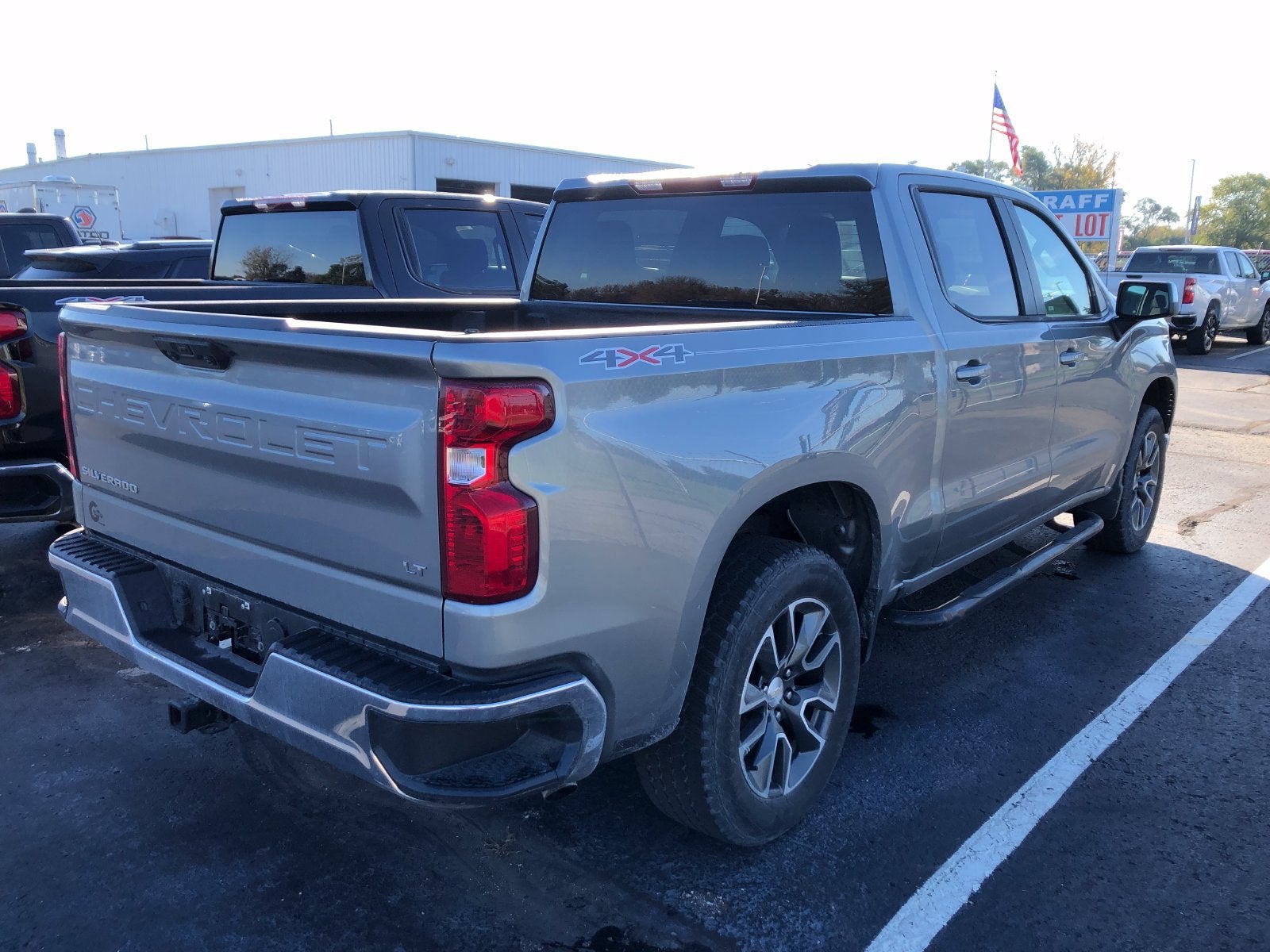 2024 Chevrolet Silverado 1500 LT (2FL)