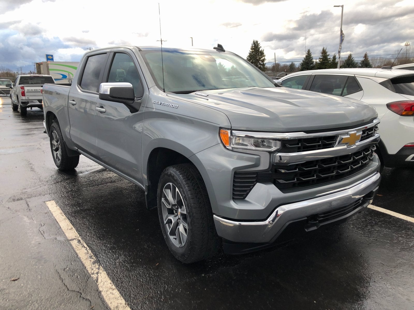 2024 Chevrolet Silverado 1500 LT (2FL)
