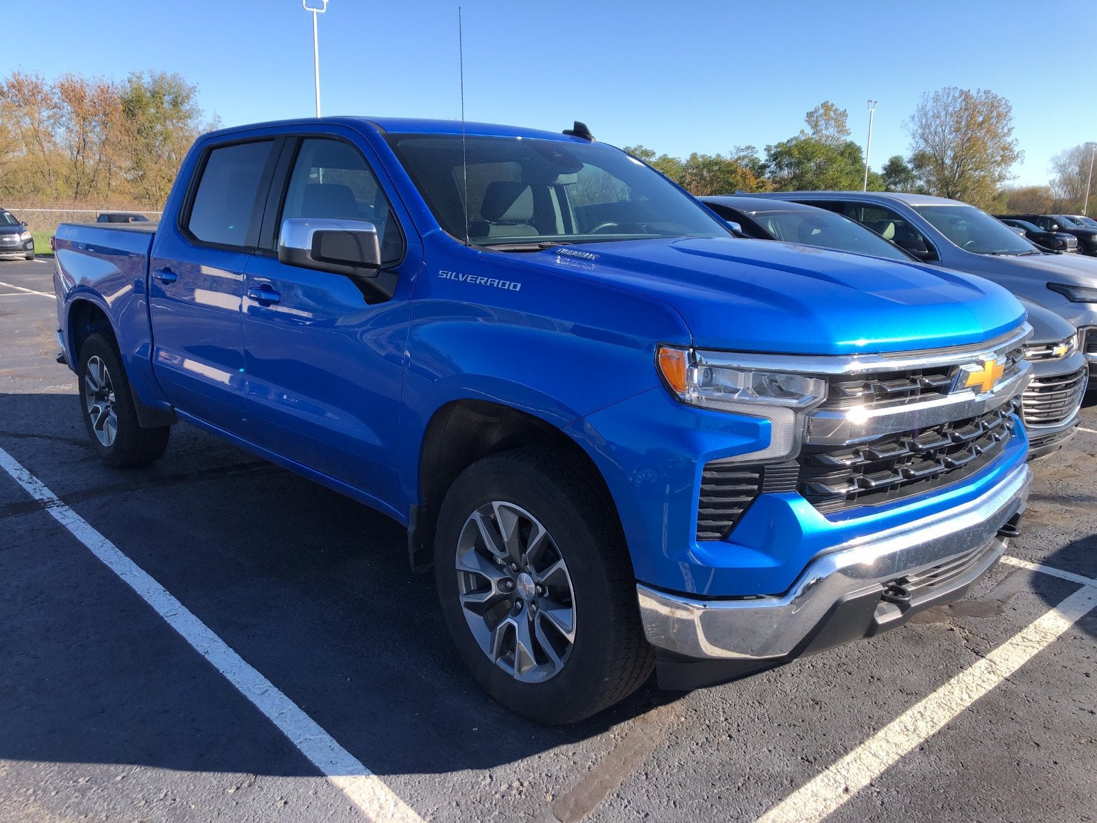 2025 Chevrolet Silverado 1500 LT (2FL)