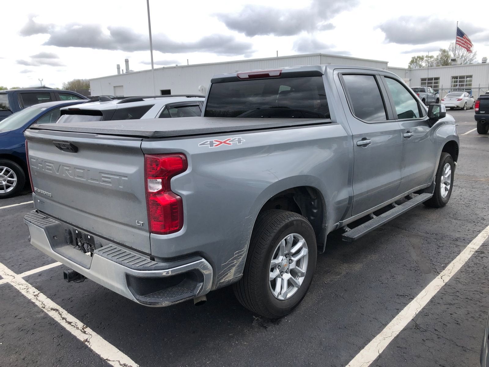 2025 Chevrolet Silverado 1500 LT (2FL)