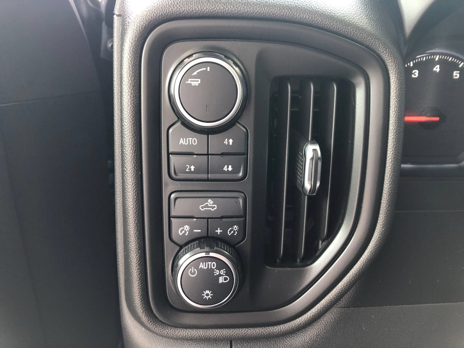 2019 Chevrolet Silverado 1500 Custom Trail Boss