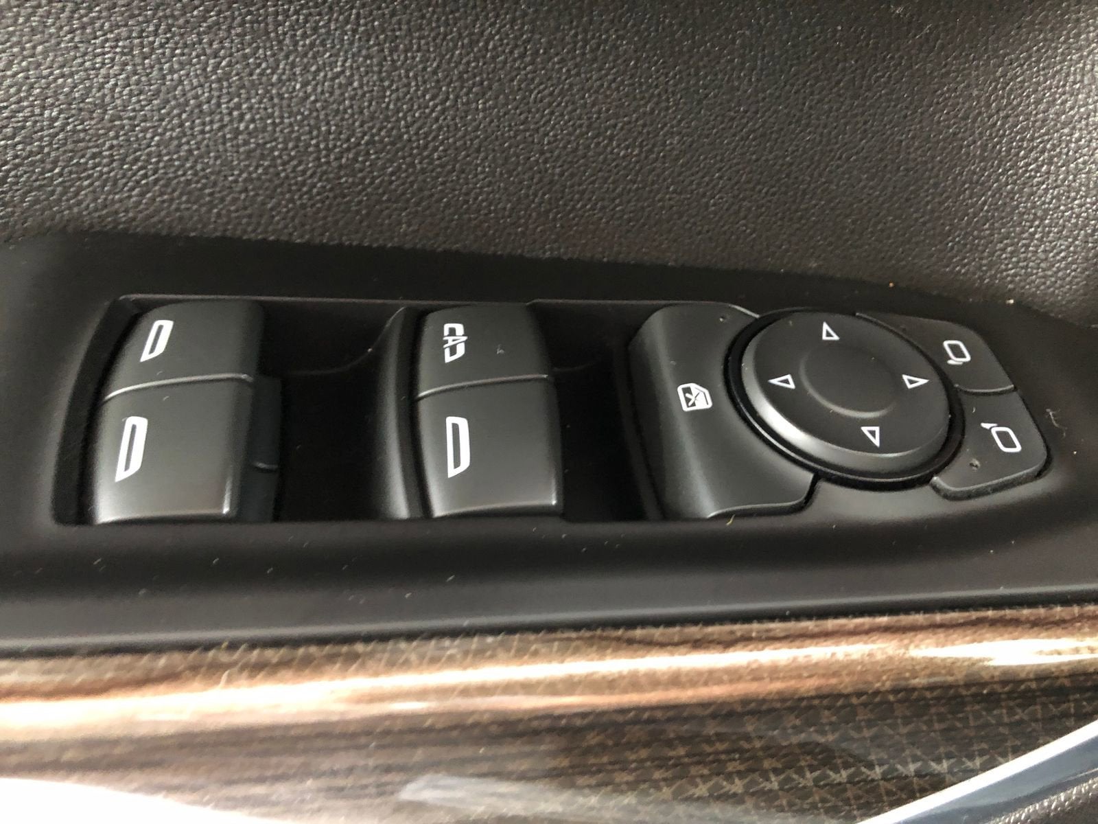 2022 Chevrolet Silverado 1500 LTD LT (2FL)