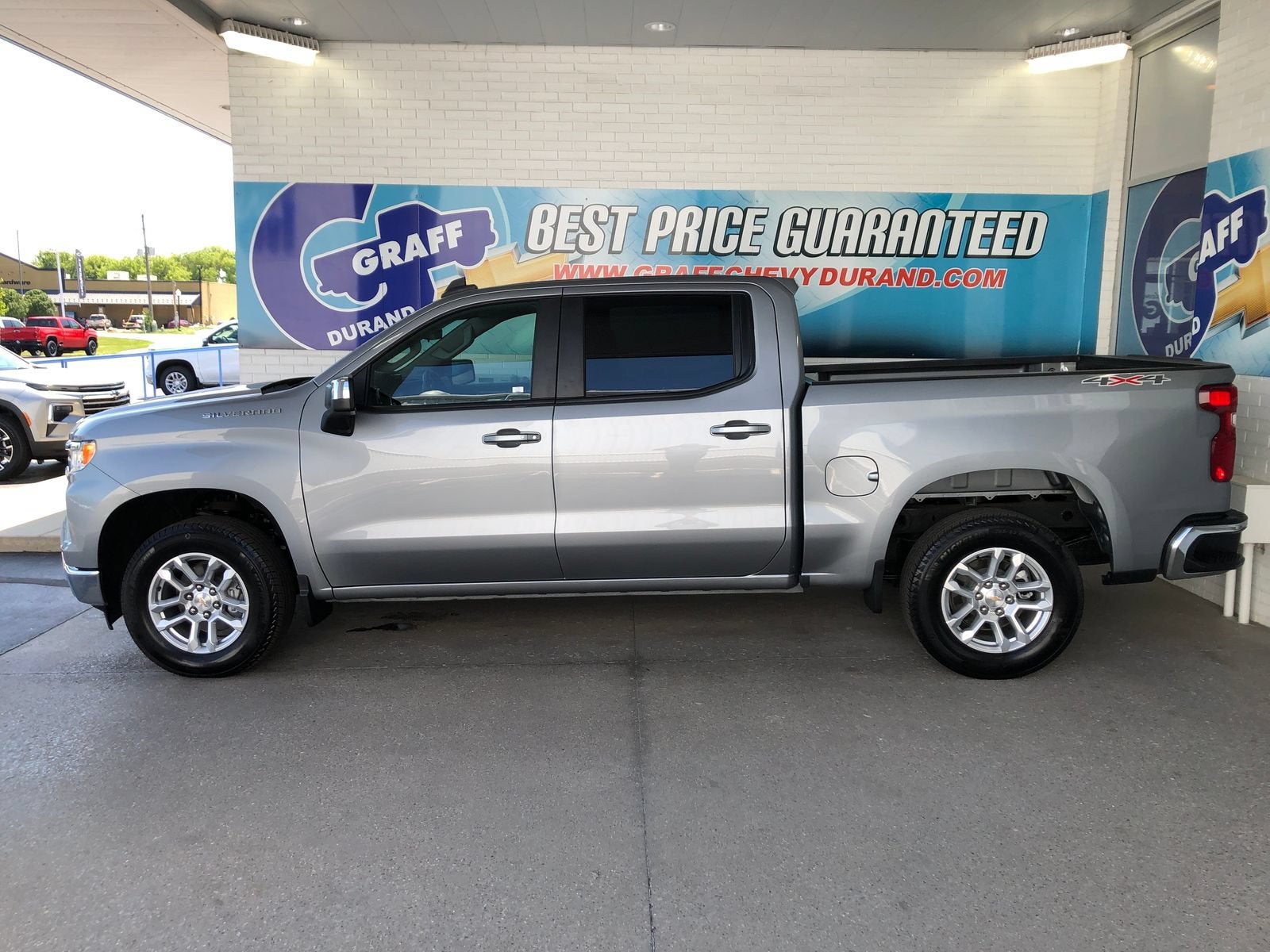 2025 Chevrolet Silverado 1500 LT