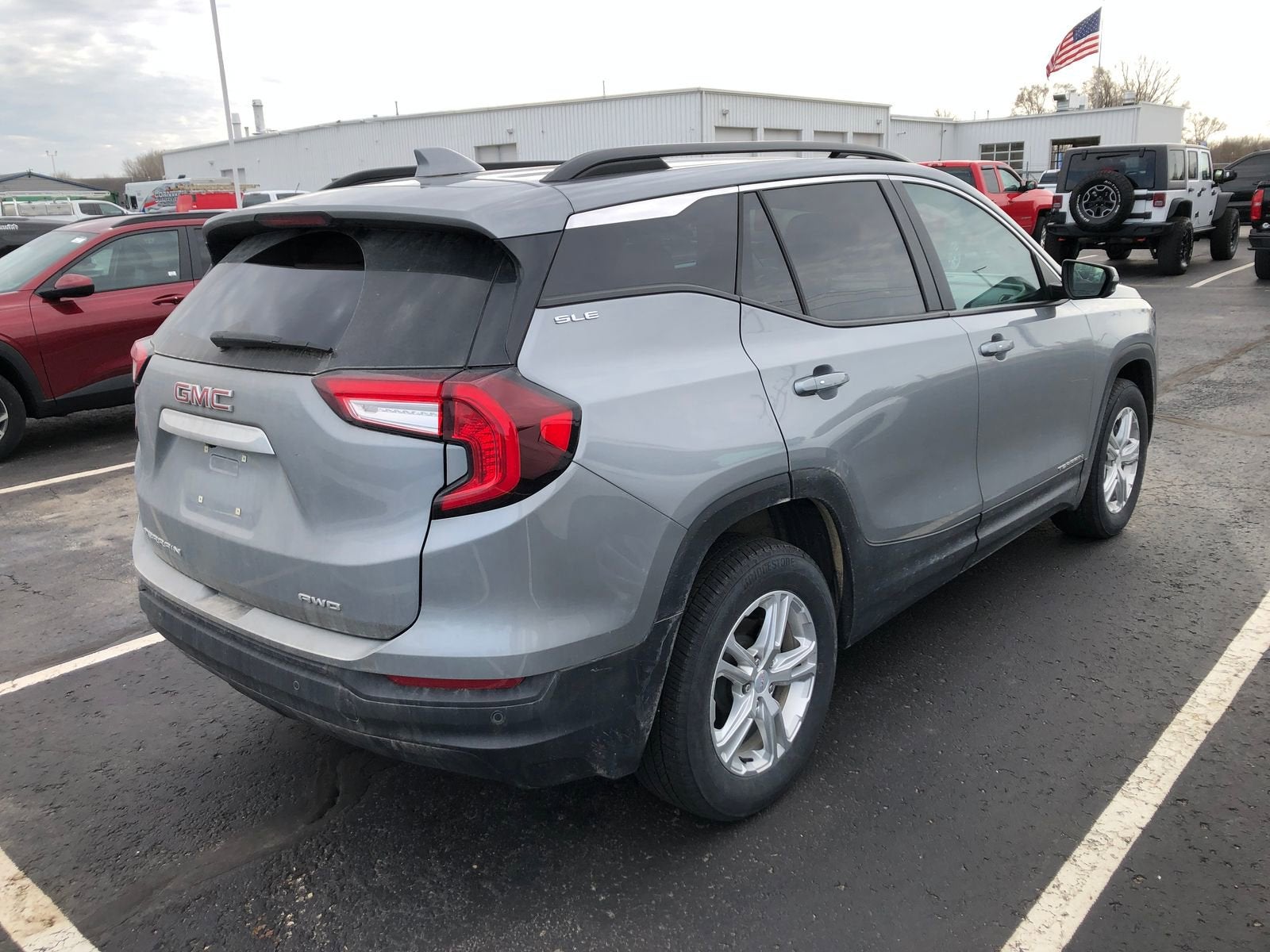 2023 GMC Terrain SLE