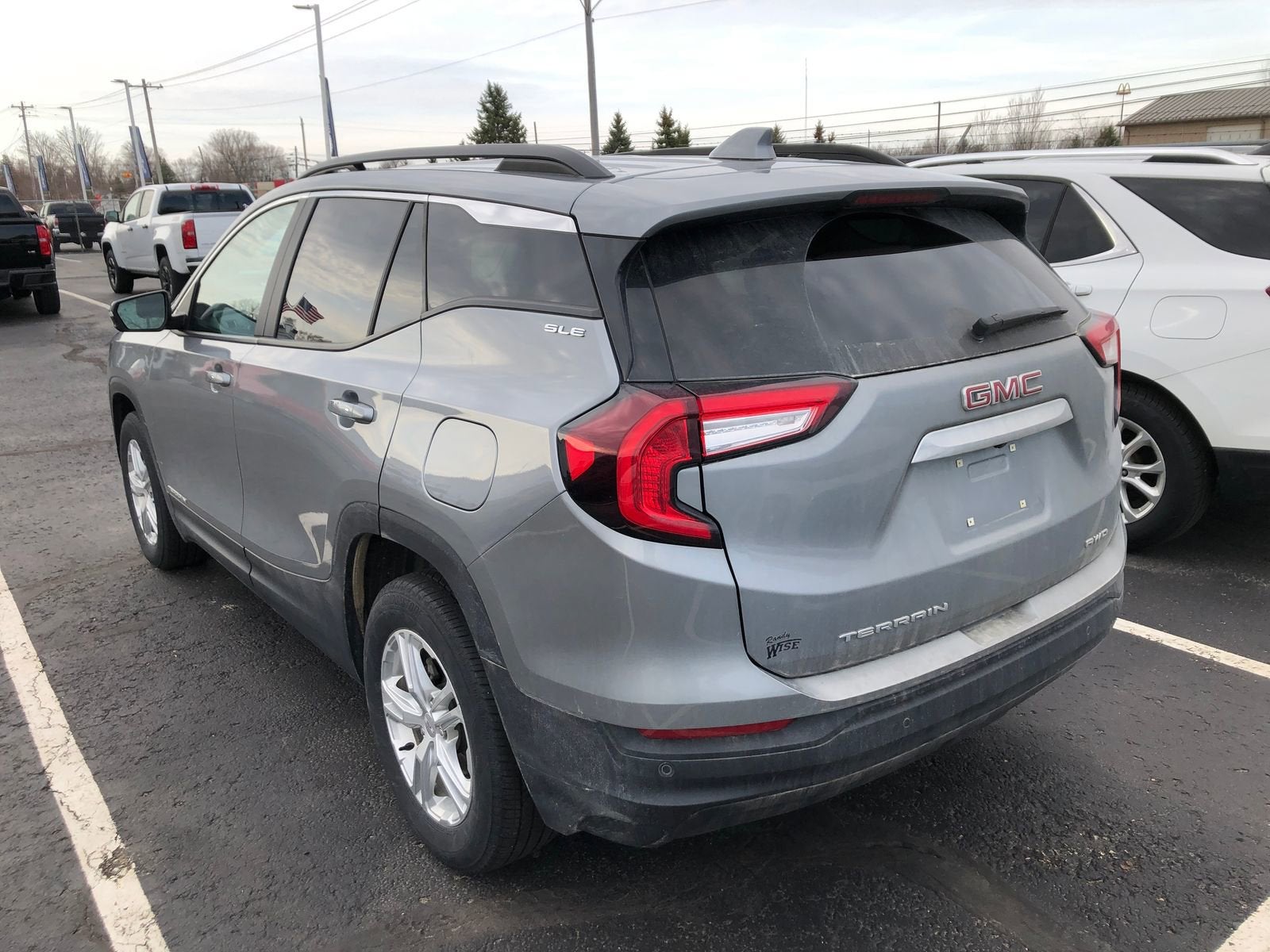 2023 GMC Terrain SLE