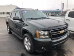 2013 Chevrolet Avalanche LS