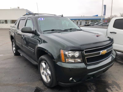 2013 Chevrolet Avalanche LS