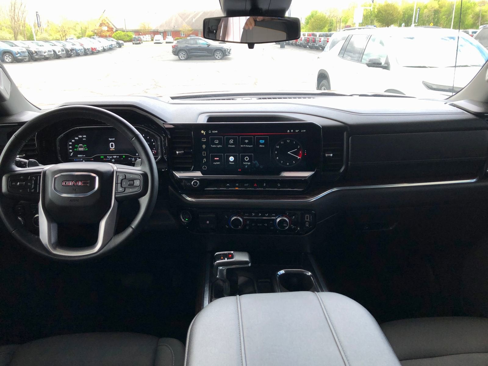 2024 GMC Sierra 1500 Elevation
