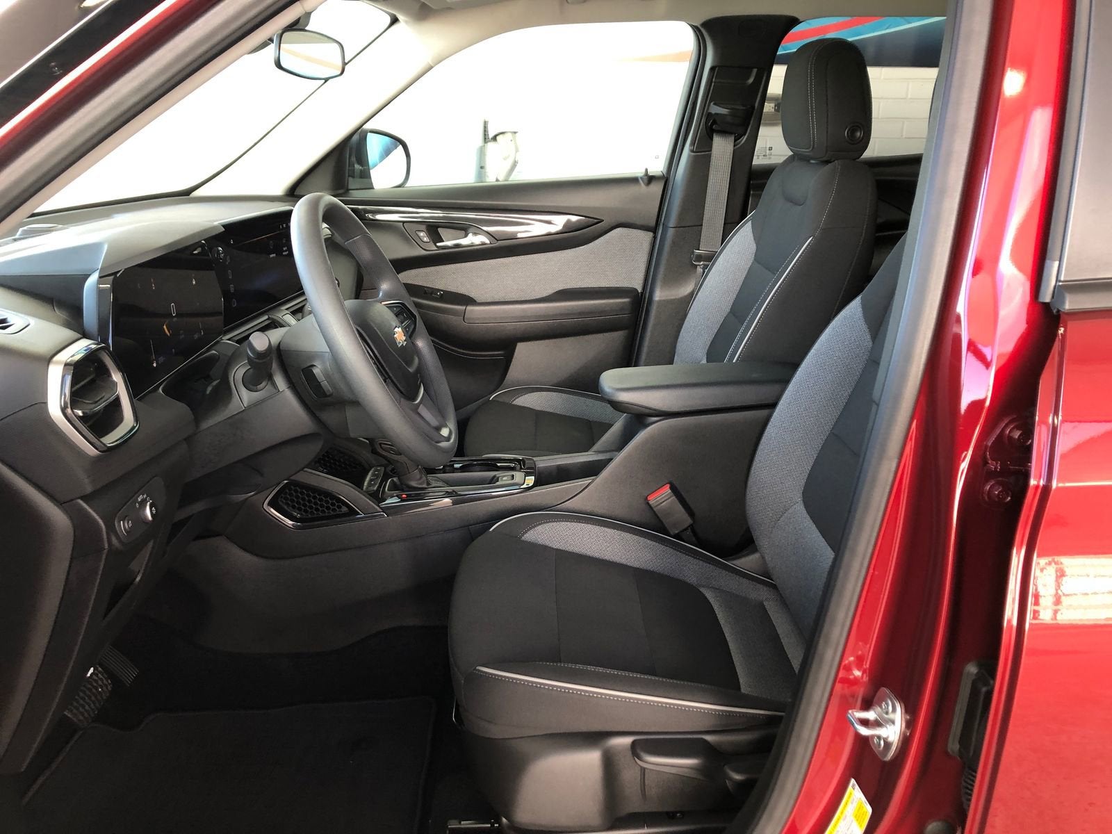 2025 Chevrolet Trailblazer LS