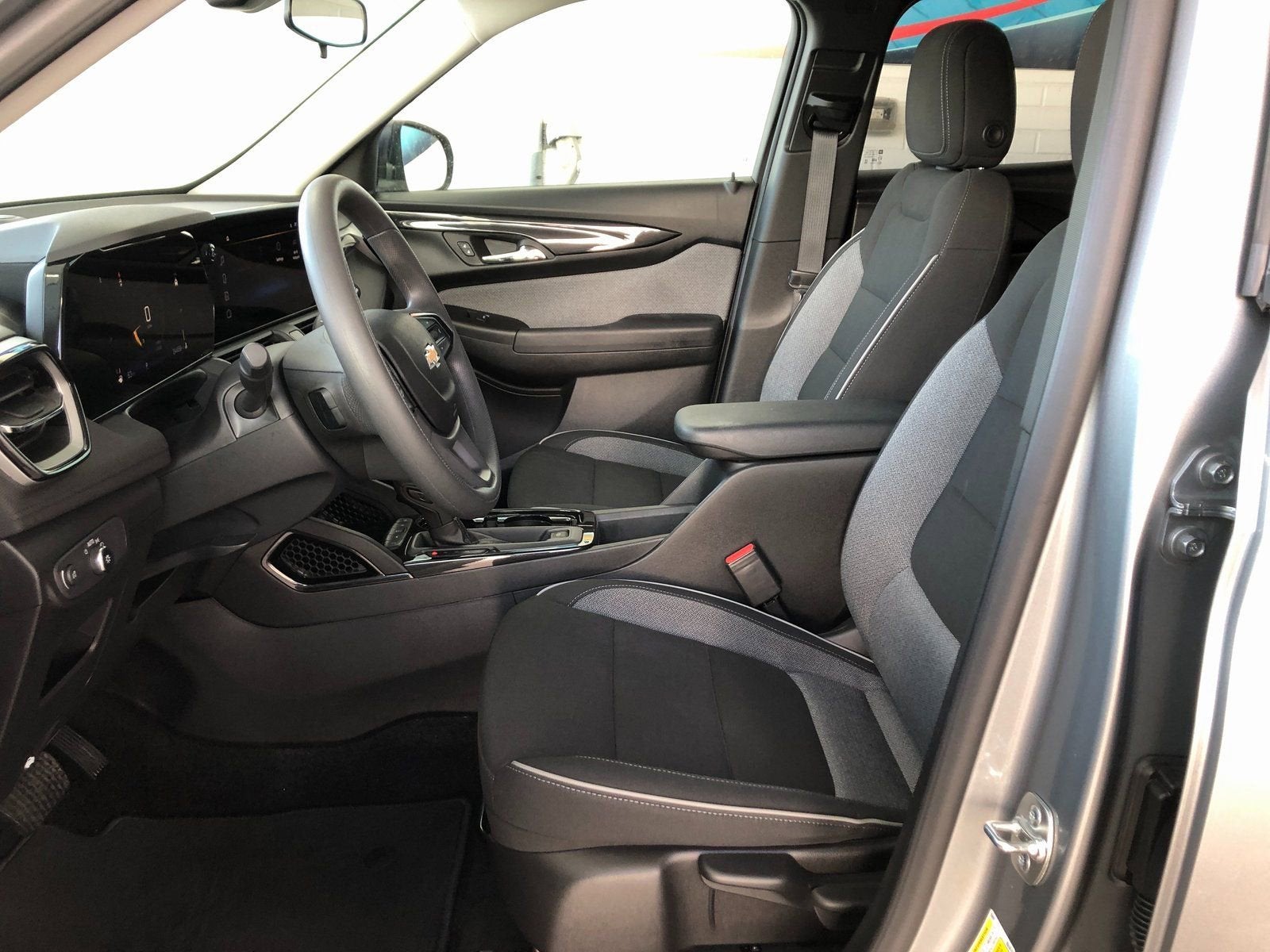 2025 Chevrolet Trailblazer LS